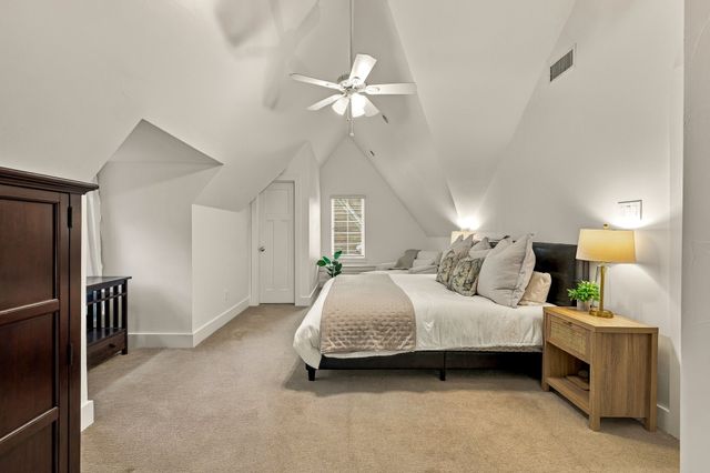 1018 Clermont Avenue, Dallas, TX 75223