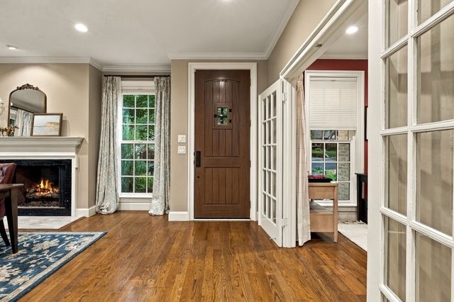 1018 Clermont Avenue, Dallas, TX 75223