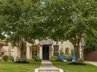 1018 Clermont Avenue, Dallas, TX 75223