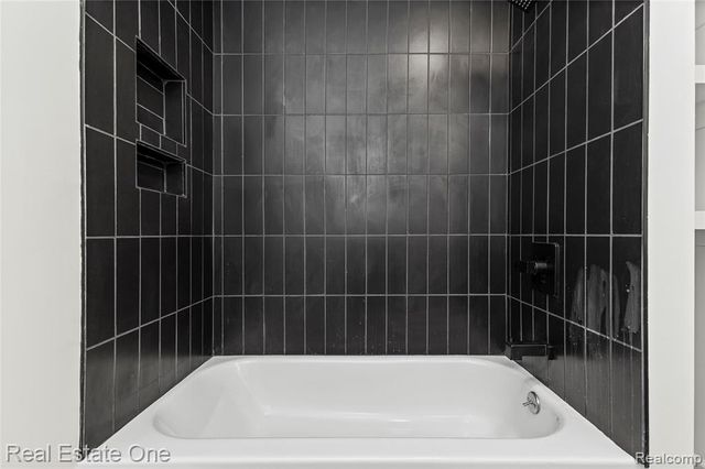 2824 Williams Street, Detroit, MI 48216