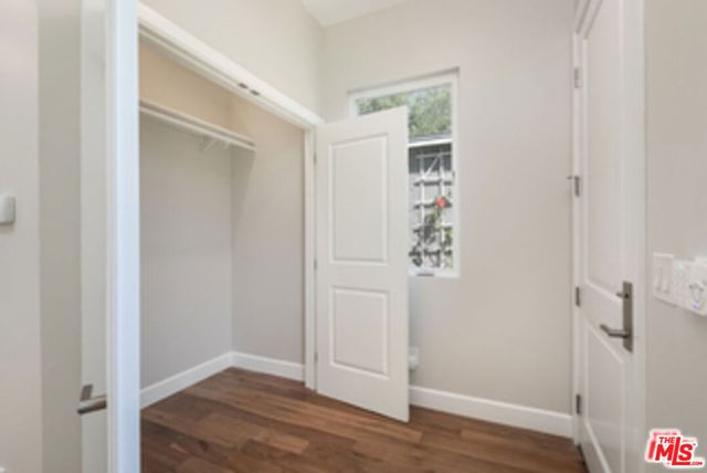 7851 Airlane Avenue, Los Angeles, CA 90045