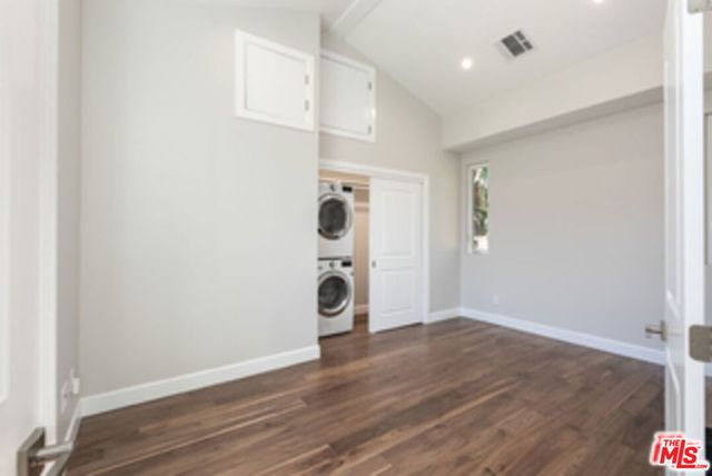 7851 Airlane Avenue, Los Angeles, CA 90045