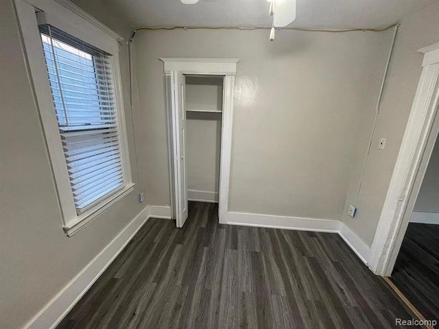 2413 Florian Street, Hamtramck, MI 48212