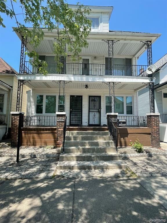2413 Florian Street, Hamtramck, MI 48212