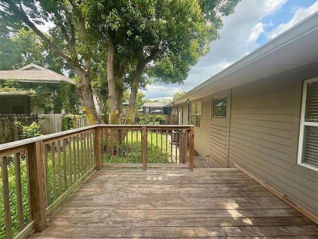 702 AVENUE H NE, Winter Haven, FL 33881