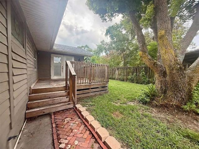 702 AVENUE H NE, Winter Haven, FL 33881