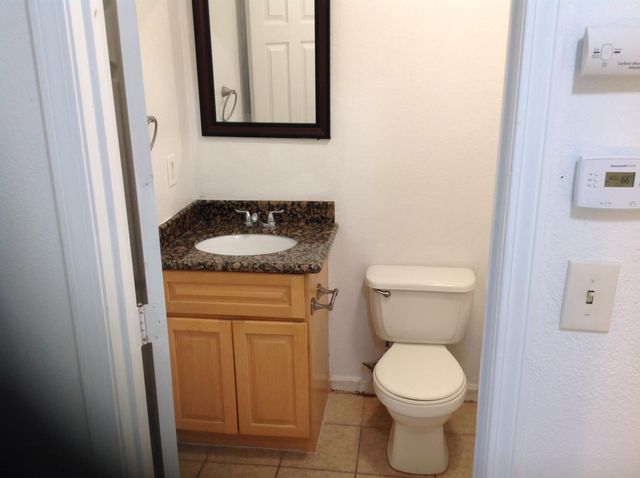 510 E Bianchi Rd #2, Stockton, CA 95207