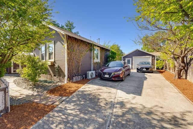 798 Hudson Street, Redwood City, CA 94061