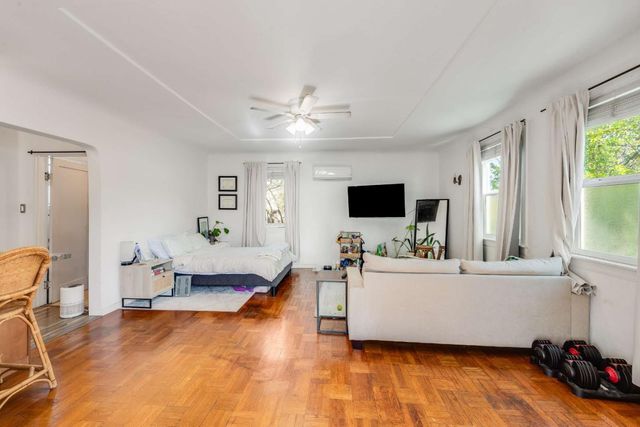 798 Hudson Street, Redwood City, CA 94061