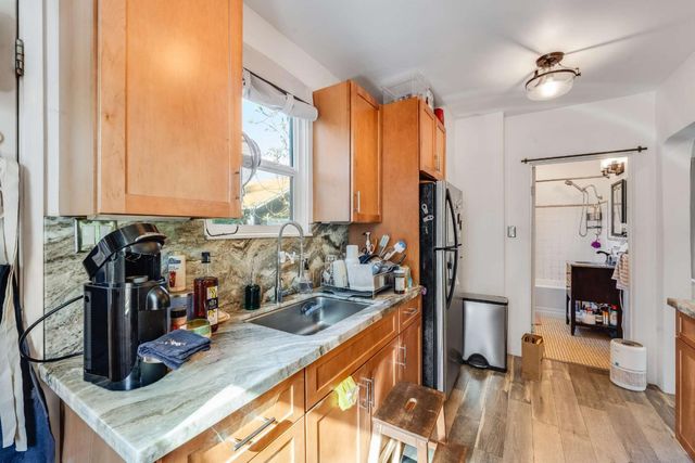 798 Hudson Street, Redwood City, CA 94061