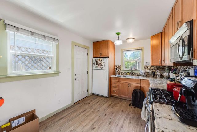 798 Hudson Street, Redwood City, CA 94061