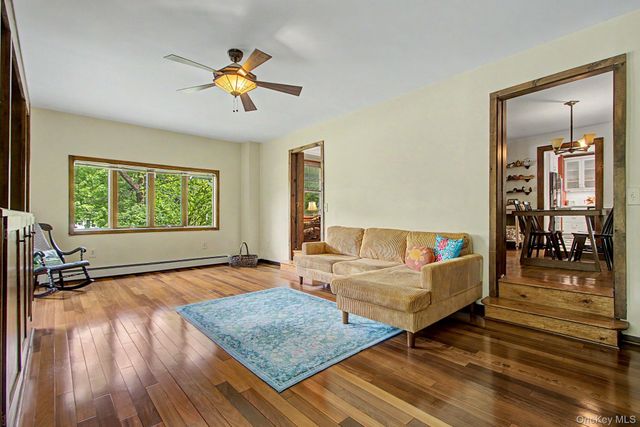 102 E Market Street, Hyde Park, NY 12538