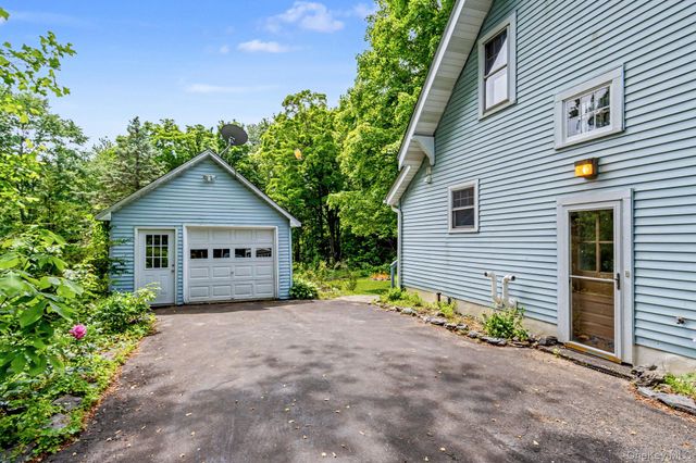 102 E Market Street, Hyde Park, NY 12538
