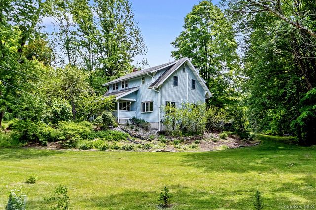 102 E Market Street, Hyde Park, NY 12538
