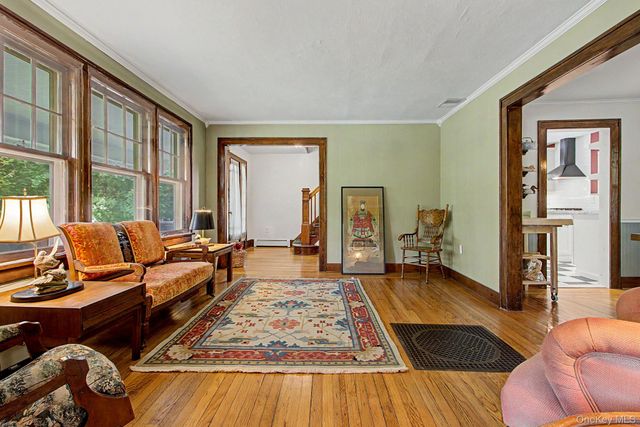 102 E Market Street, Hyde Park, NY 12538