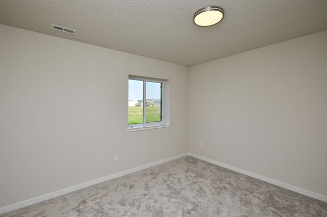 605 NW Compass Avenue, Waukee, IA 50263