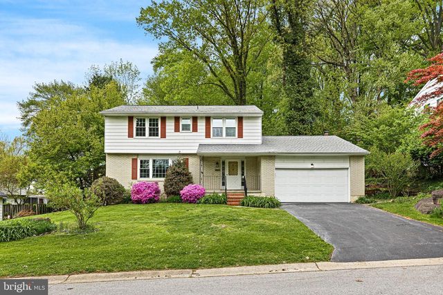2303 MAGNOLIA DR, Wilmington, DE 19810
