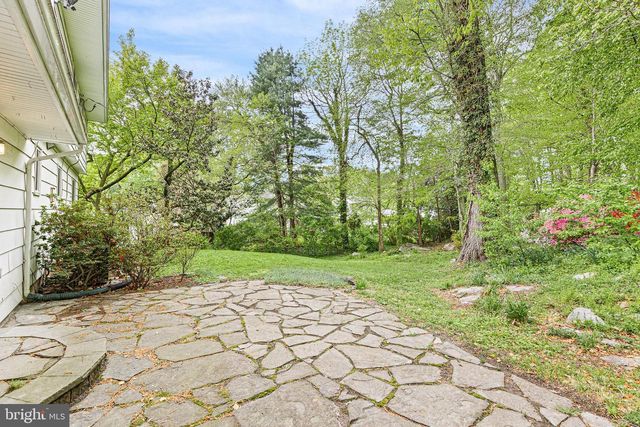 2303 MAGNOLIA DR, Wilmington, DE 19810