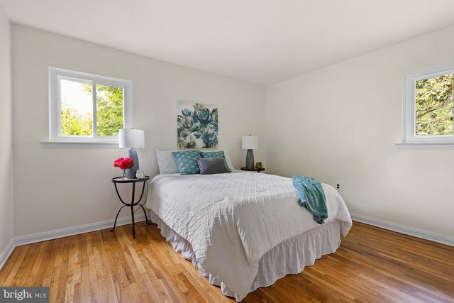 2303 MAGNOLIA DR, Wilmington, DE 19810