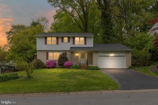 2303 MAGNOLIA DR, Wilmington, DE 19810