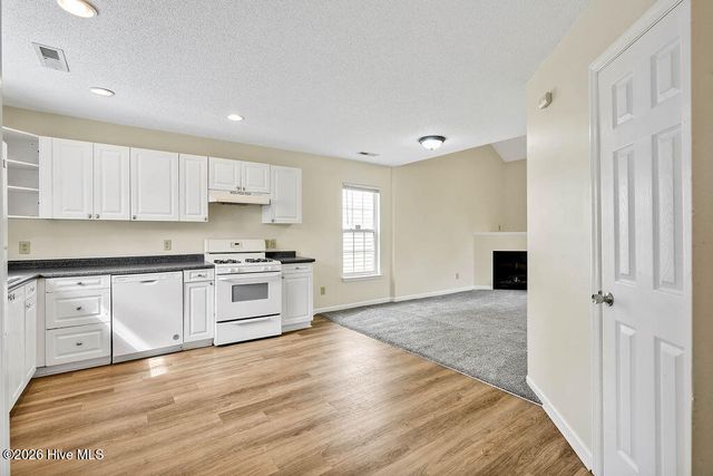 2131 Market Street, Wilmington, NC 28403