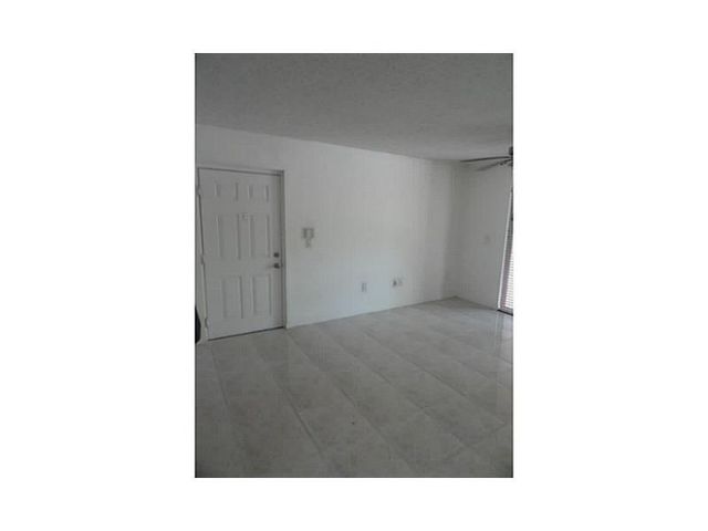 12166 Saint Andrews Place 111, Miramar, FL 33025