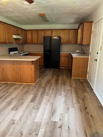 6275 State Hwy 43 E, Henderson, TX 75652