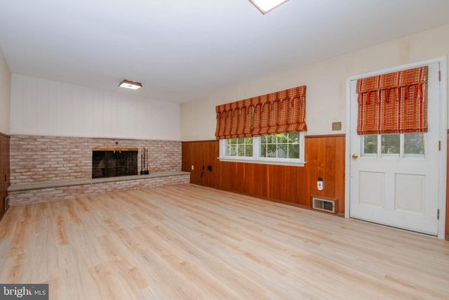 434 WOODCREST DR, Aberdeen, MD 21001