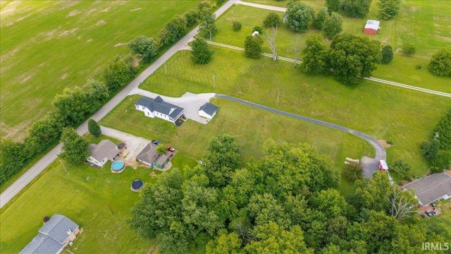 2811 E Degonia Road, Boonville, IN 47601