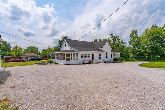 2811 E Degonia Road, Boonville, IN 47601