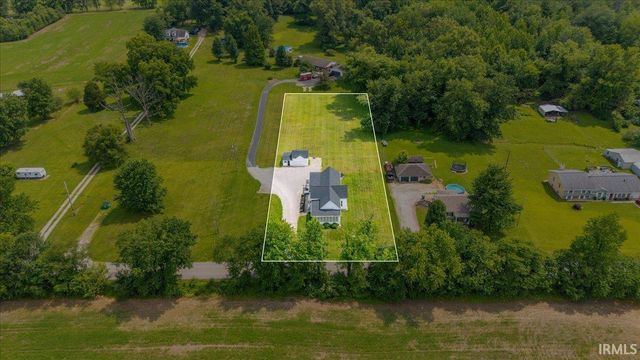 2811 E Degonia Road, Boonville, IN 47601