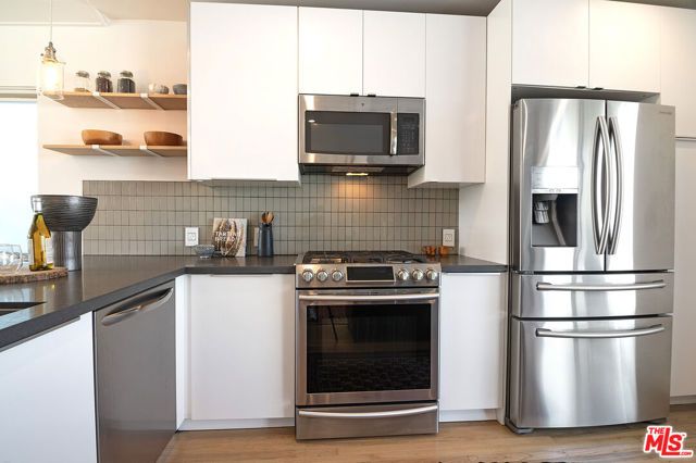 8042 Altavan Avenue, Los Angeles, CA 90045