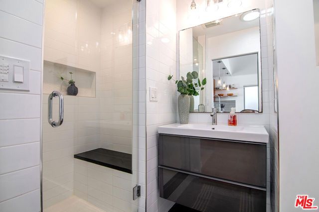 8042 Altavan Avenue, Los Angeles, CA 90045