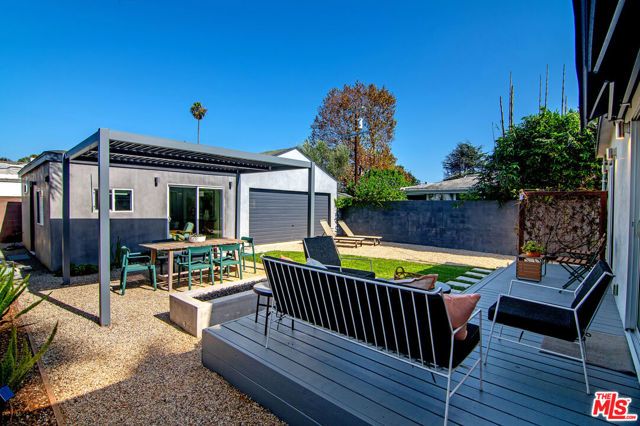 8042 Altavan Avenue, Los Angeles, CA 90045