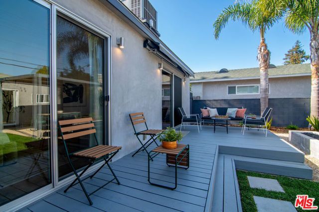 8042 Altavan Avenue, Los Angeles, CA 90045