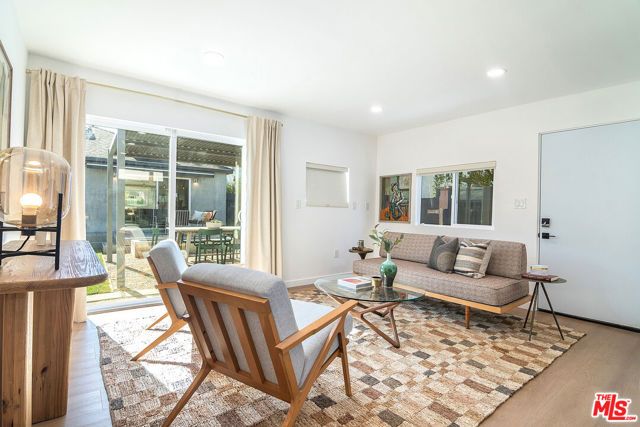 8042 Altavan Avenue, Los Angeles, CA 90045