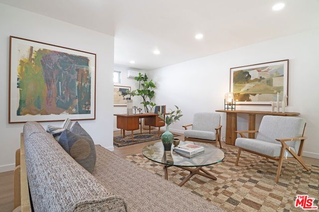 8042 Altavan Avenue, Los Angeles, CA 90045