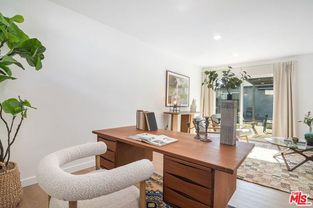 8042 Altavan Avenue, Los Angeles, CA 90045