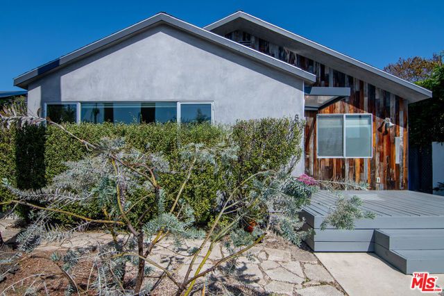 8042 Altavan Avenue, Los Angeles, CA 90045