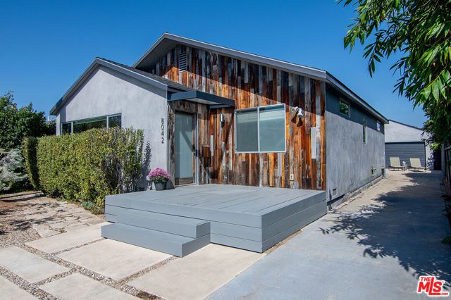 8042 Altavan Avenue, Los Angeles, CA 90045