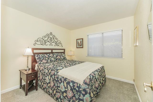 3276 W Spruce Avenue, Fresno, CA 93711