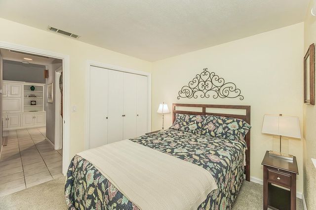 3276 W Spruce Avenue, Fresno, CA 93711