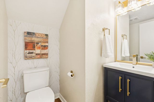 2016 Via Miramonte, Carrollton, TX 75006