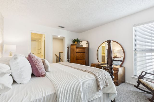 2016 Via Miramonte, Carrollton, TX 75006