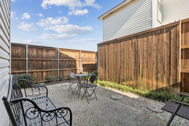 2016 Via Miramonte, Carrollton, TX 75006