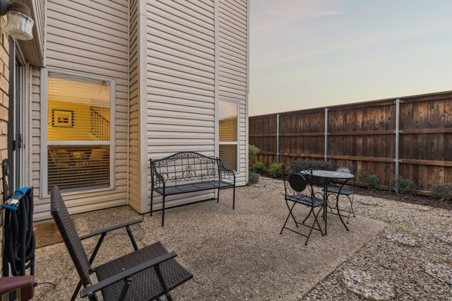 2016 Via Miramonte, Carrollton, TX 75006