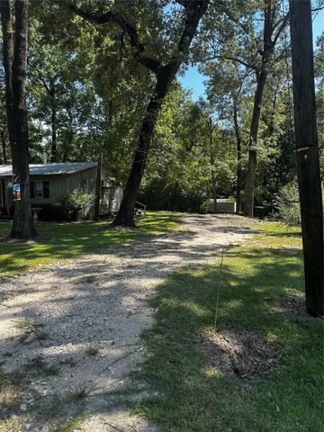 976 Pr 7830, Broaddus, TX 75929