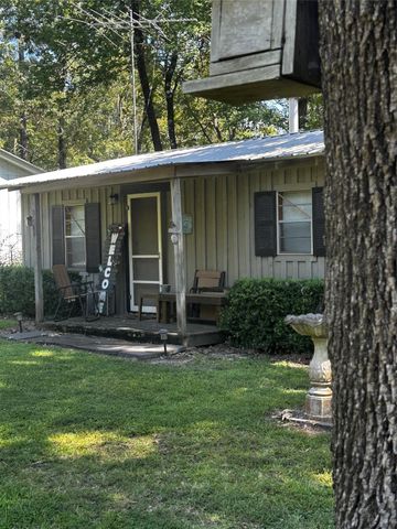 976 Pr 7830, Broaddus, TX 75929