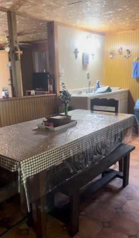 976 Pr 7830, Broaddus, TX 75929