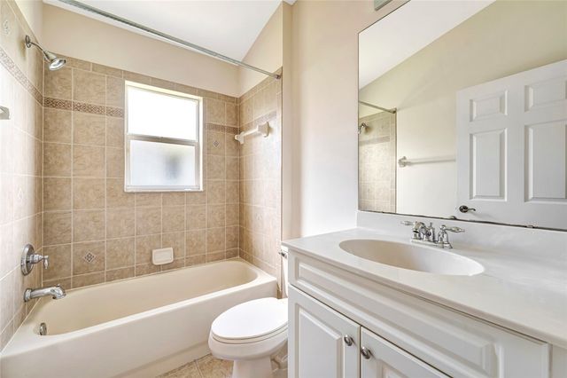 427 Lexington Avenue SW, Vero Beach, FL 32962